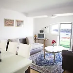 Dove With Sea View And Free Parking Lejlighed