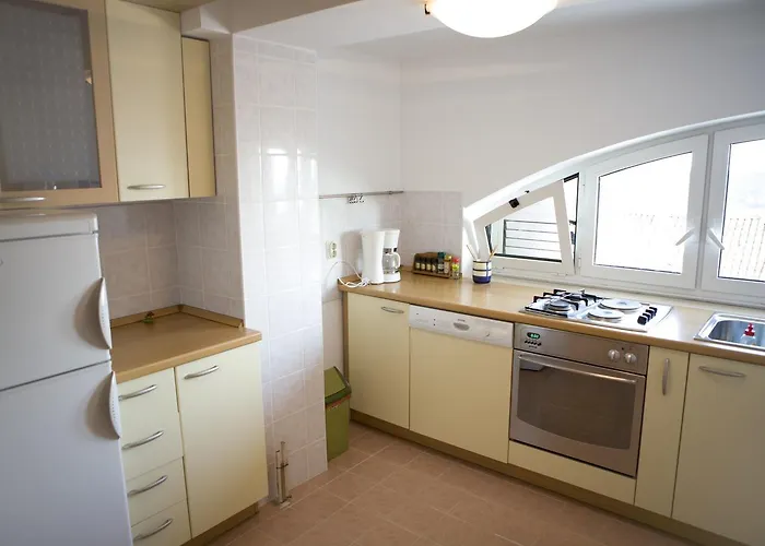 Dove With Sea View And Free Parking Dubrovník