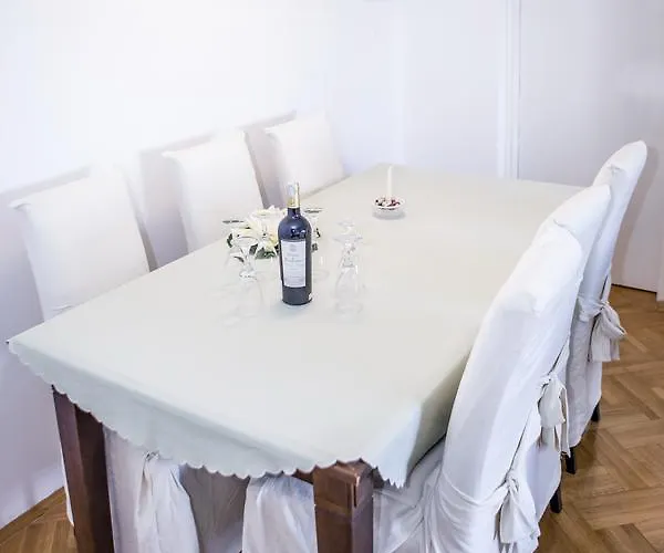 Apartmán Dove With Sea View And Free Parking