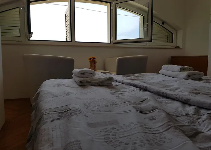 Apartmán Dove With Sea View And Free Parking